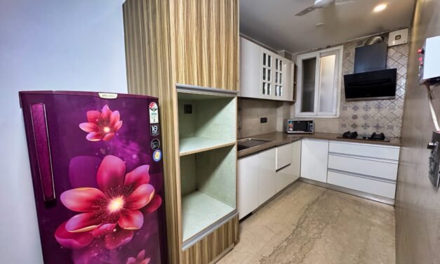 Best Service Apartments in Delhi – Comfortable Stays with Namastey Homes
