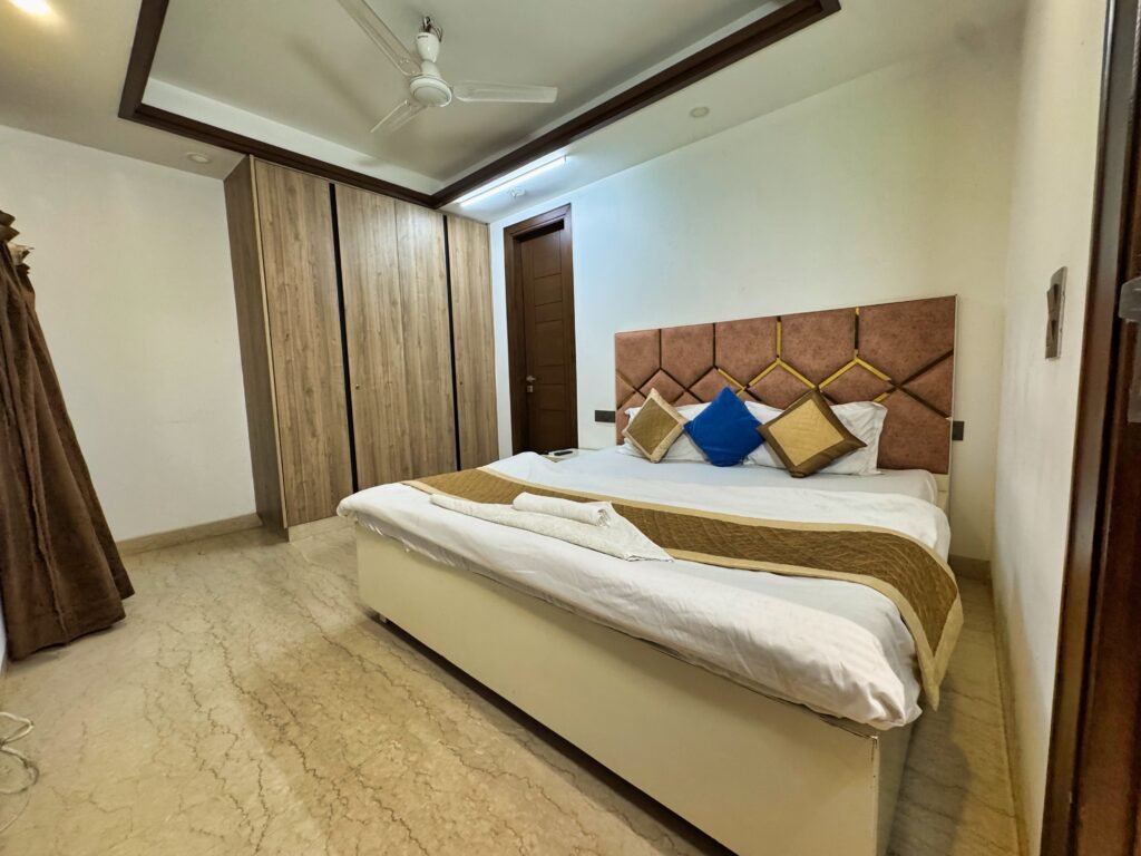 Apartment For Rent in Delhi